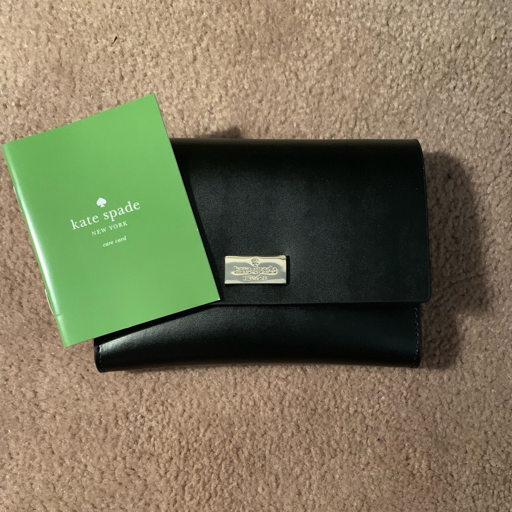 Brand New, never used leather Kate Spade Wallet